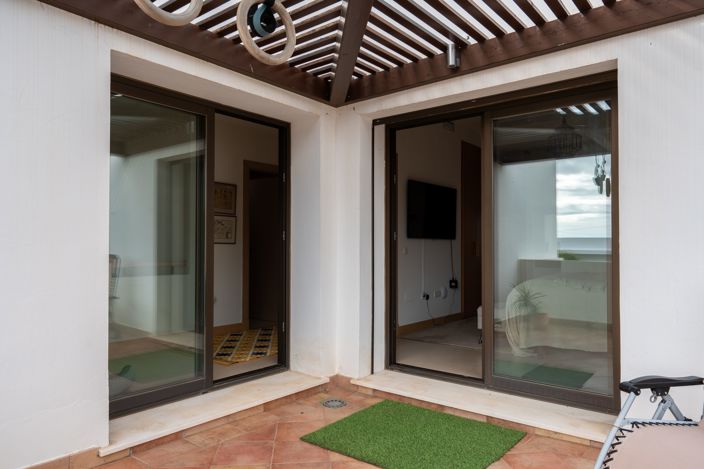 Image No.30-3 Bed House for sale