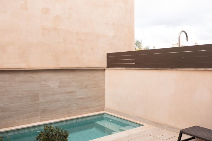 Image No.30-3 Bed House for sale