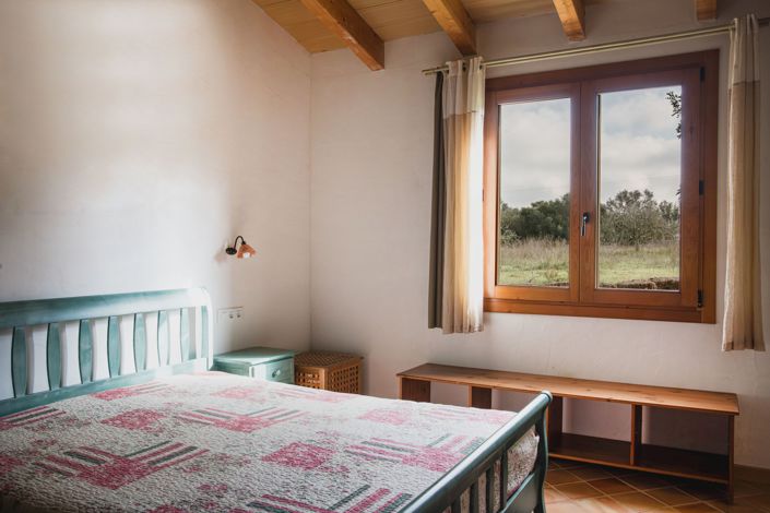 Image No.20-4 Bed House for sale