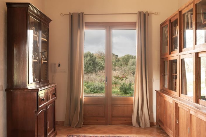 Image No.8-4 Bed House for sale