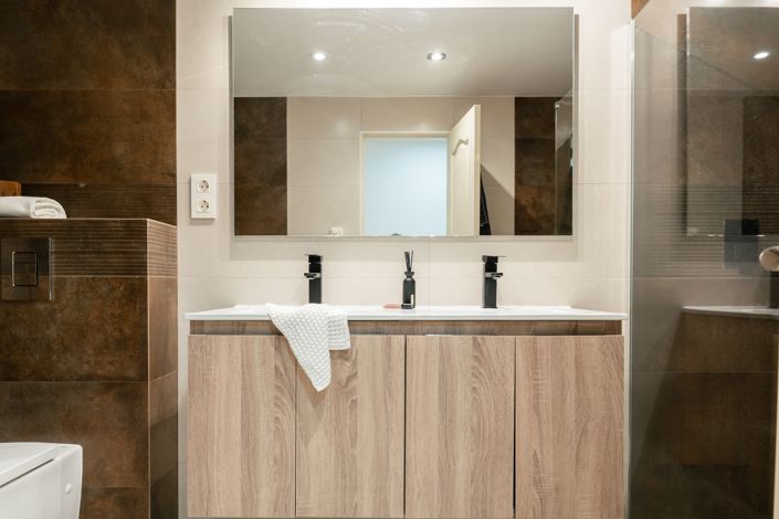 Image No.30-3 Bed Apartment for sale