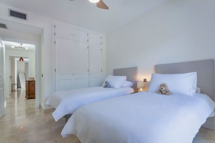 Image No.15-3 Bed Apartment for sale