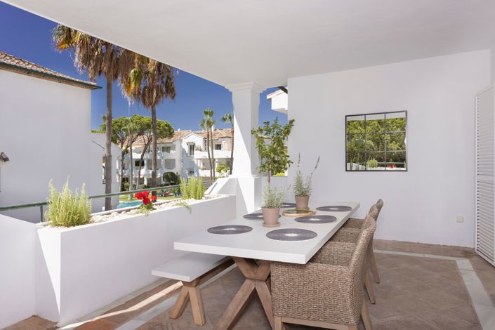 Image No.18-3 Bed Apartment for sale