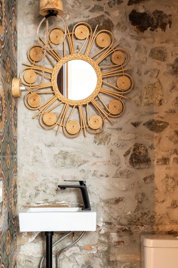 Image No.12-2 Bed Townhouse for sale