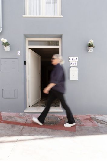 Image No.20-2 Bed Townhouse for sale