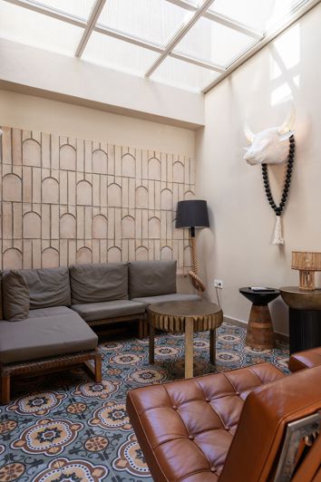 Image No.6-2 Bed Townhouse for sale