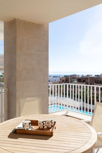 Image No.12-3 Bed Apartment for sale