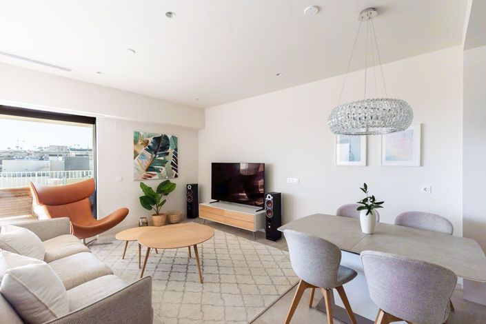 Image No.8-3 Bed Apartment for sale