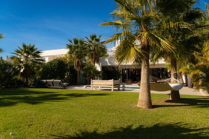 Image No.4-4 Bed Villa for sale