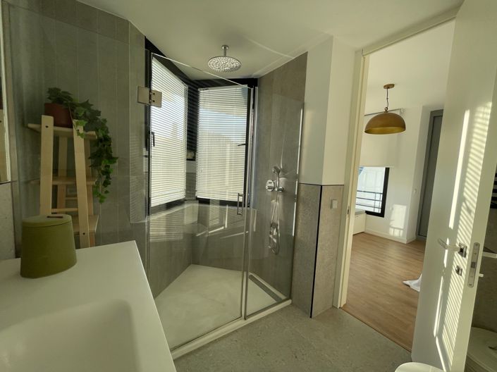 Image No.19-3 Bed Penthouse for sale