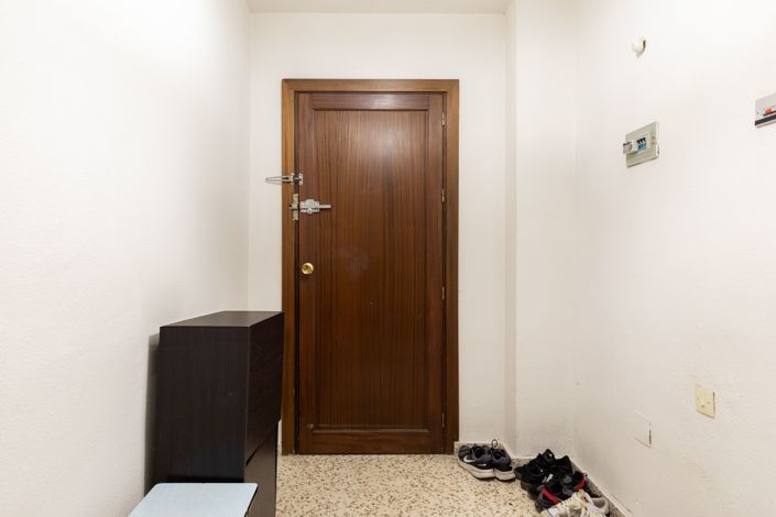 Image No.15-2 Bed Apartment for sale