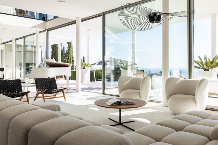 Image No.3-4 Bed Villa for sale