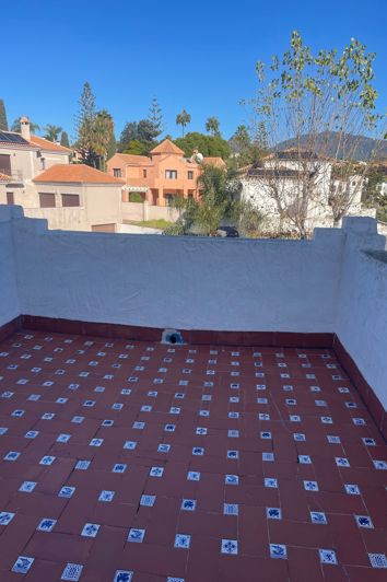 Image No.24-4 Bed Townhouse for sale