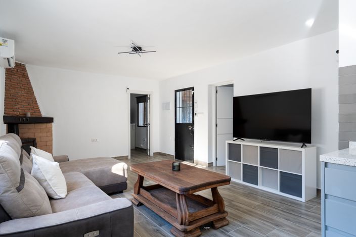 Image No.13-2 Bed Finca for sale