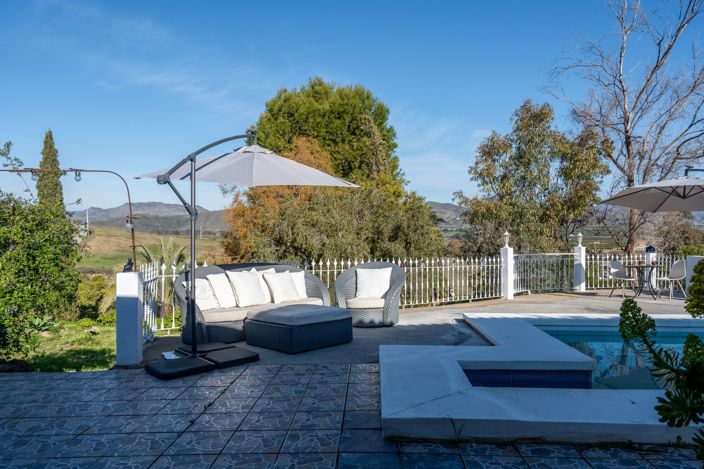 Image No.25-2 Bed Finca for sale