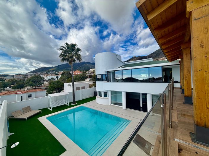 Image No.10-4 Bed Villa for sale
