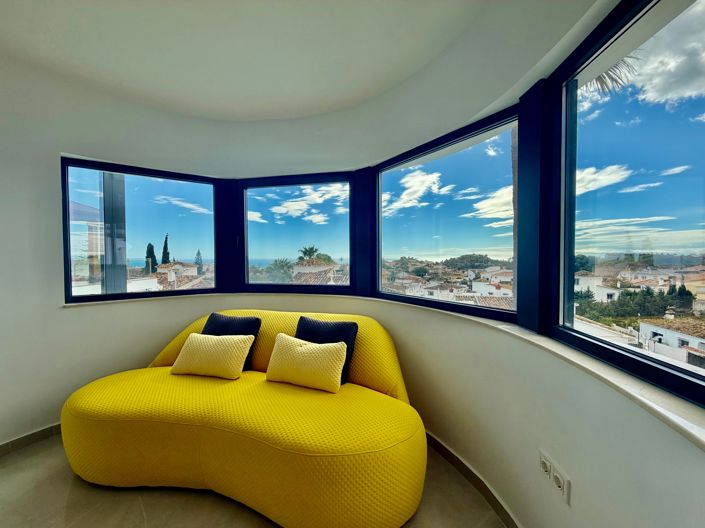 Image No.14-4 Bed Villa for sale