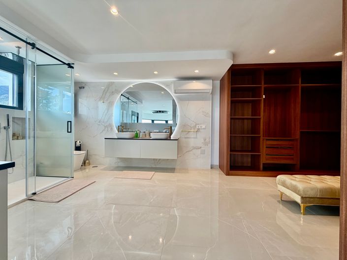 Image No.19-4 Bed Villa for sale