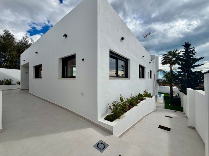 Image No.7-4 Bed Villa for sale