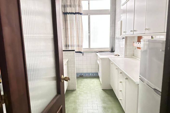 Image No.3-3 Bed Apartment for sale