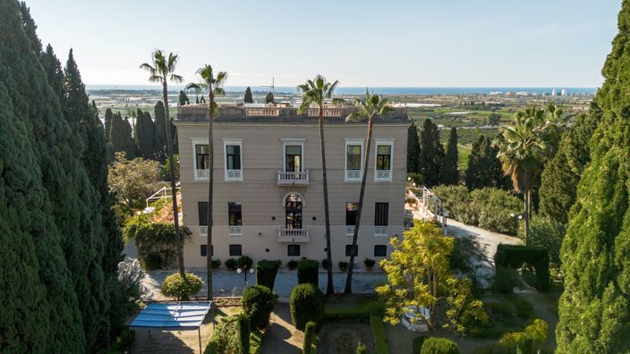 Image No.6-Chateaux for sale