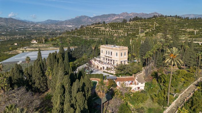 Image No.8-Chateaux for sale