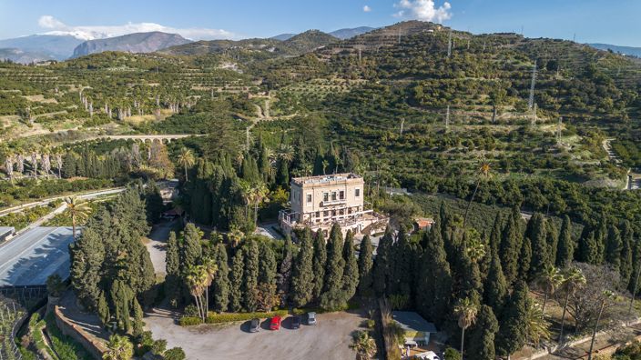 Image No.9-Chateaux for sale