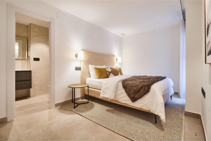 Image No.9-3 Bed Apartment for sale