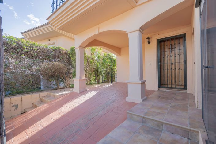 Image No.7-3 Bed House for sale