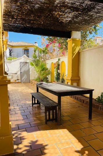 Image No.10-6 Bed Villa for sale