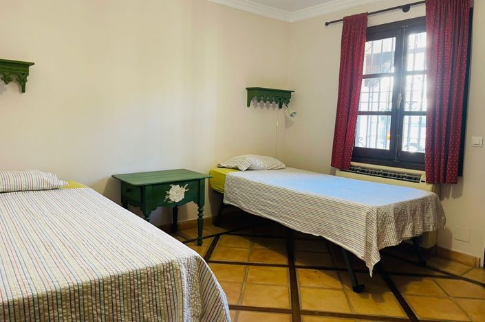 Image No.18-6 Bed Villa for sale