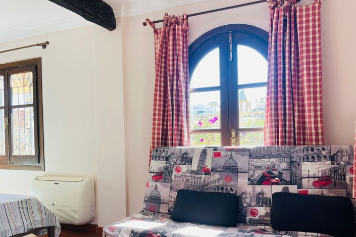 Image No.20-6 Bed Villa for sale