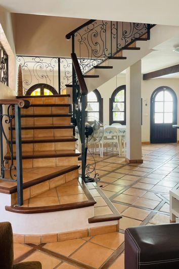 Image No.26-6 Bed Villa for sale