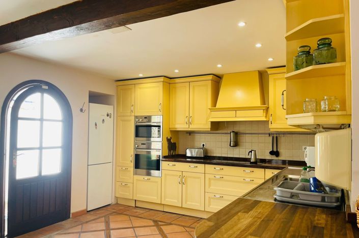 Image No.5-6 Bed Villa for sale