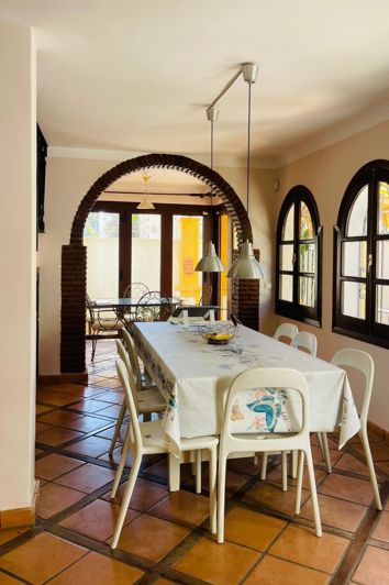 Image No.9-6 Bed Villa for sale