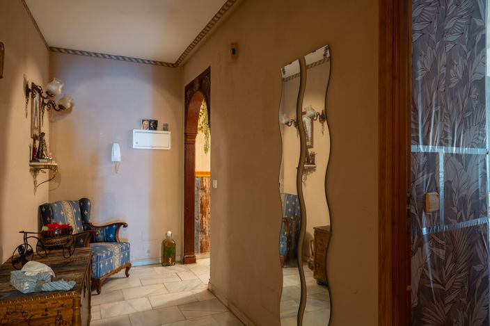 Image No.5-3 Bed Flat for sale