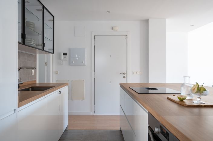 Image No.14-2 Bed Apartment for sale