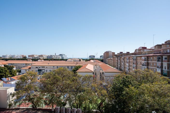 Image No.26-2 Bed Apartment for sale