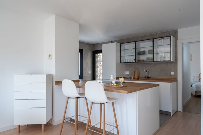 Image No.5-2 Bed Apartment for sale