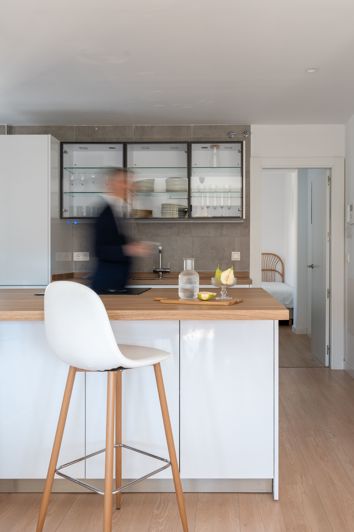 Image No.7-2 Bed Apartment for sale