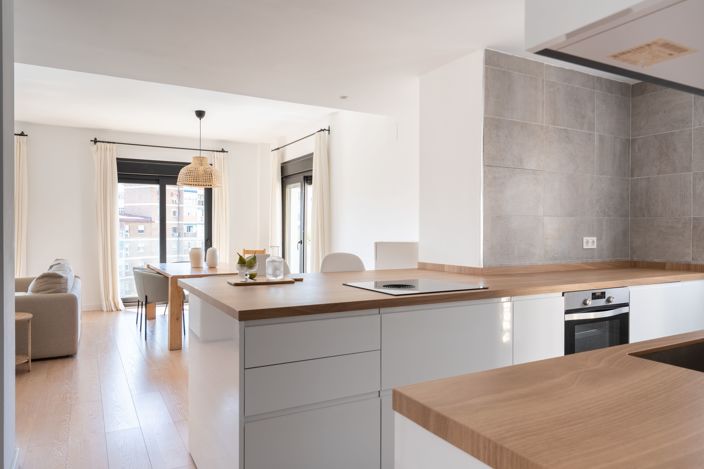 Image No.9-2 Bed Apartment for sale