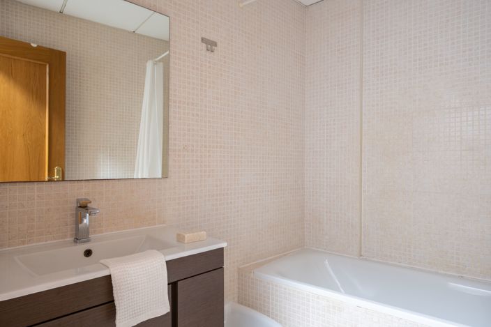 Image No.15-1 Bed Apartment for sale