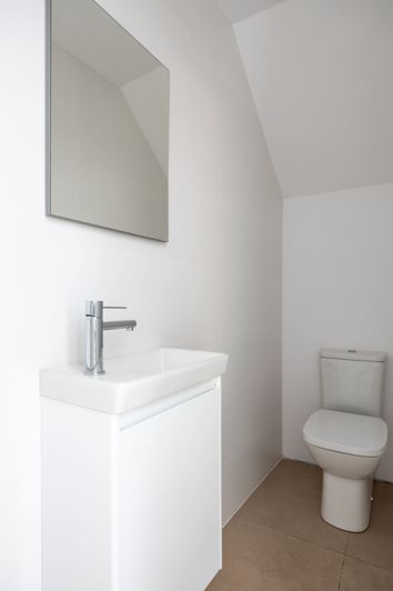 Image No.13-6 Bed Townhouse for sale