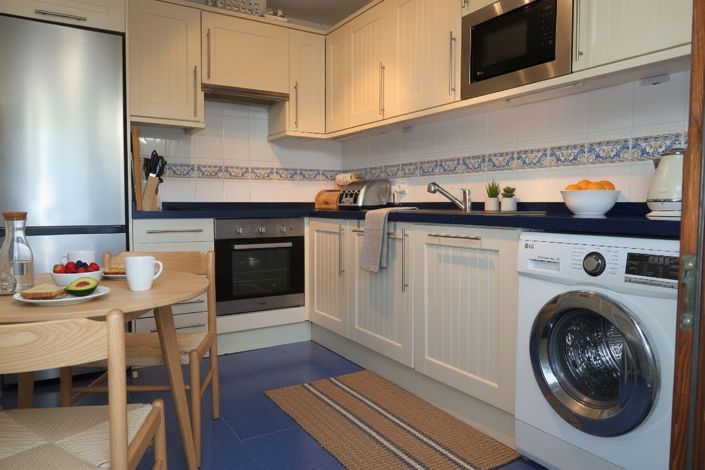 Image No.16-4 Bed Townhouse for sale