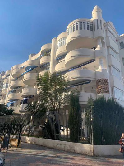 Image No.18-3 Bed Apartment for sale