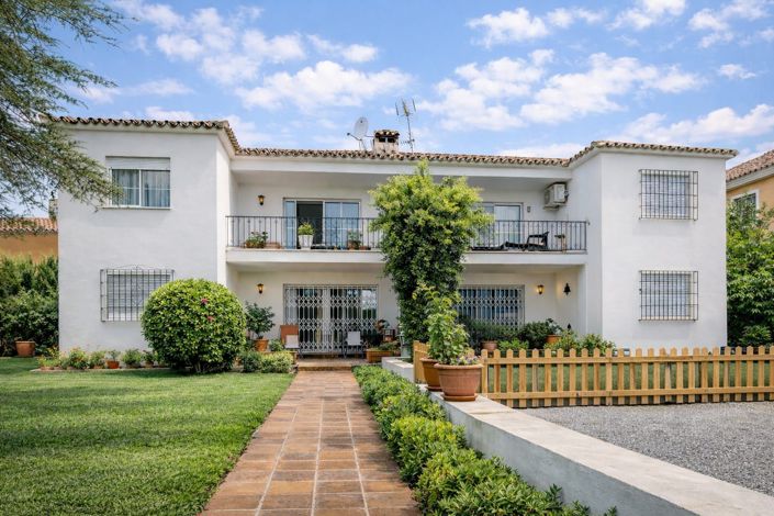 Image No.17-3 Bed Apartment for sale