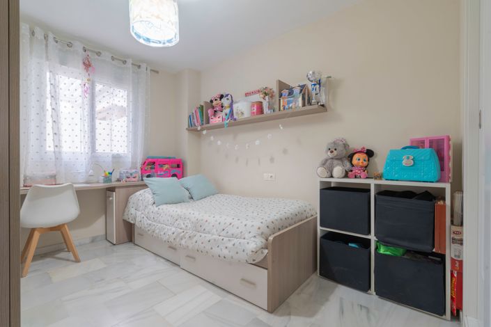 Image No.18-3 Bed Apartment for sale