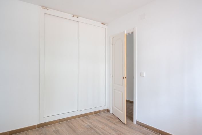 Image No.14-1 Bed Apartment for sale