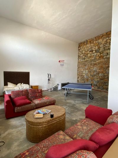 Image No.14-5 Bed Townhouse for sale