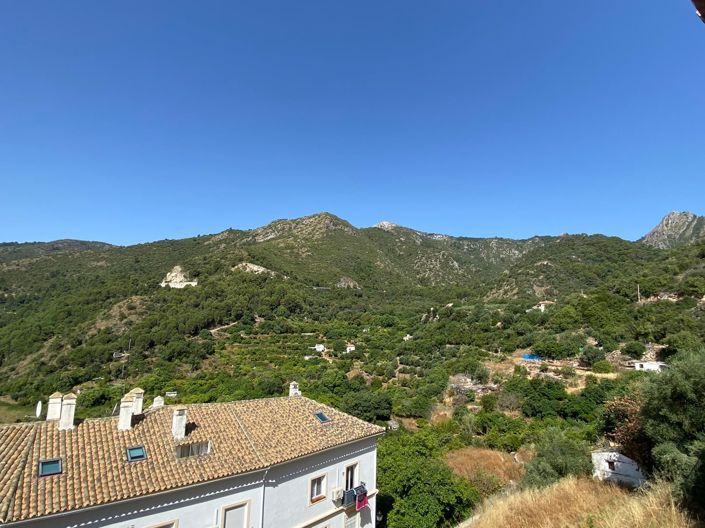 Image No.25-5 Bed Townhouse for sale